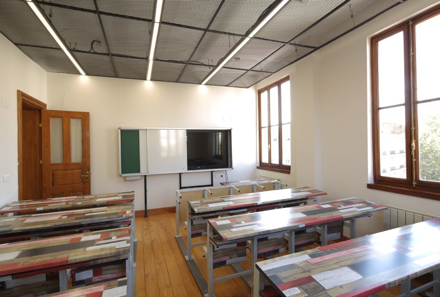 Nişantaşı Anadolu Lisesi restorasyon sonrası sınıf