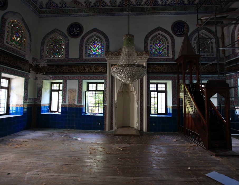 Hüseyin Ağa Camii harim restorasyon süreci