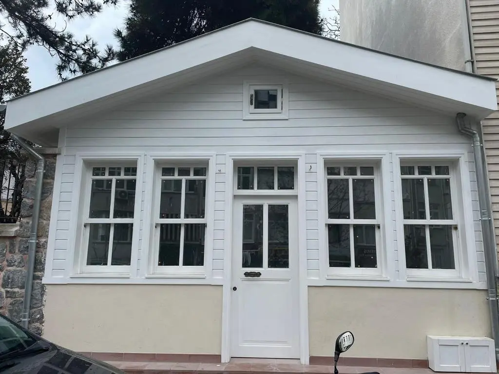 Mevlevihane Meşrutası restorasyon sonrası ön cephe