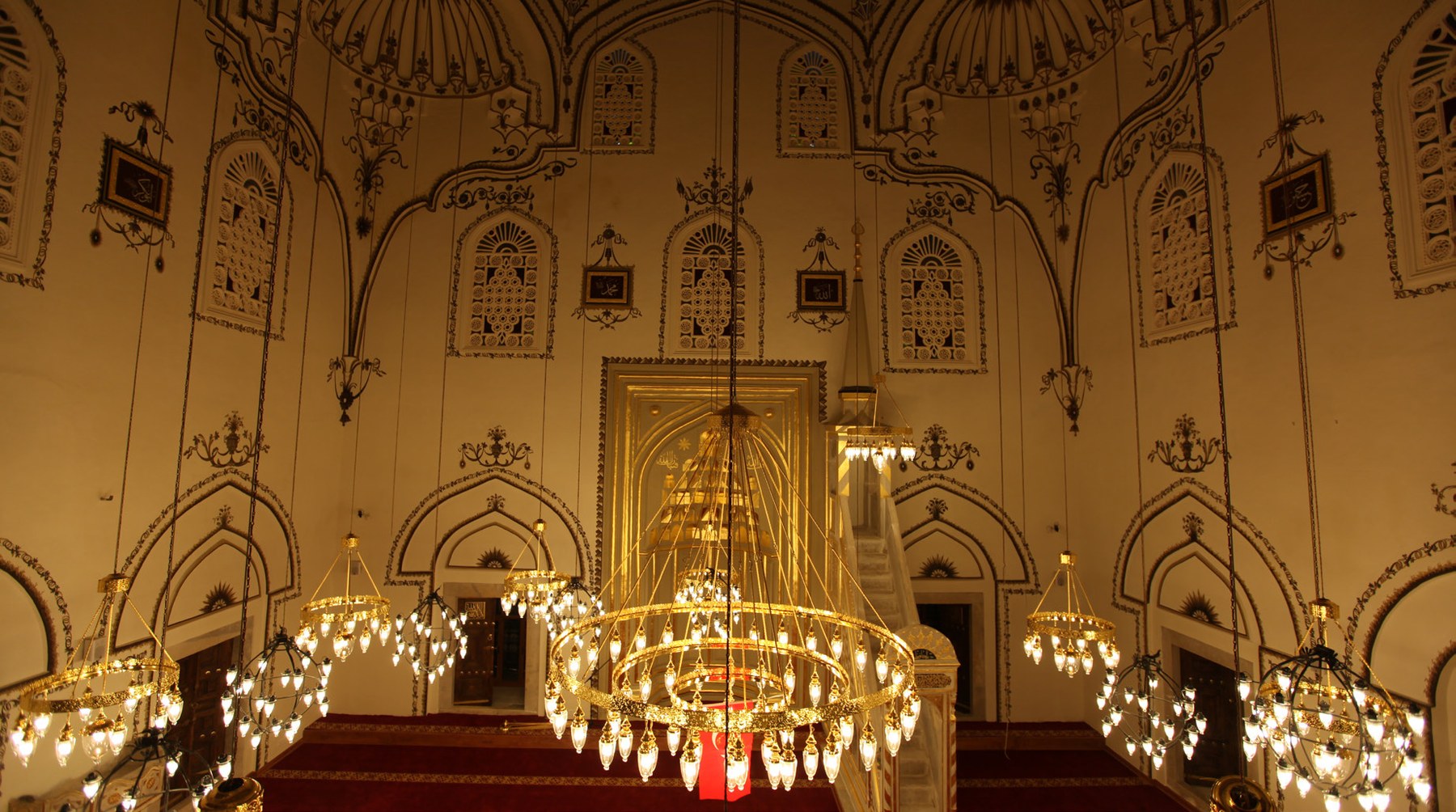 İshak Çelebi Camii harim ve kalemişi sonrası