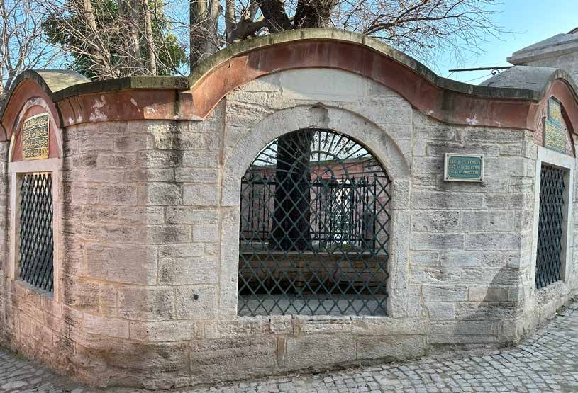 Kariye Camii türbe restorasyonu sonrası